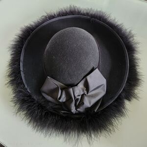 Whittall & Shon Vintage Boa Brim 100% Wool Hat Mob Wife Y2K Classic Chic Retro